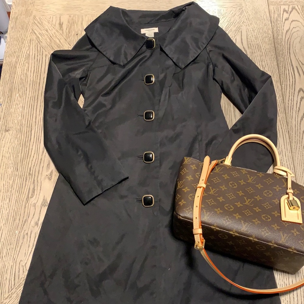 Women’s trench coat- size S